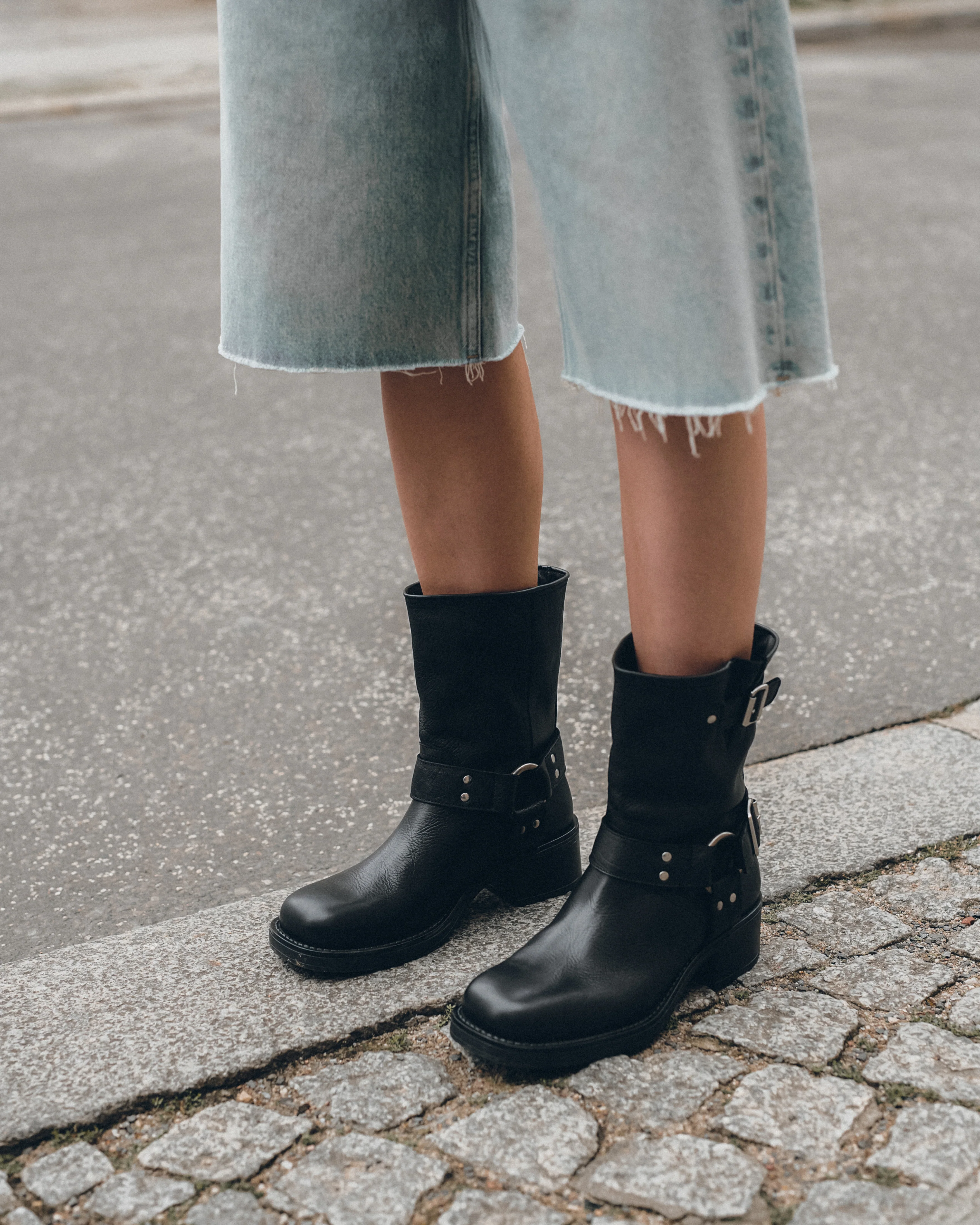 The Black Buckle Boots - Image 4