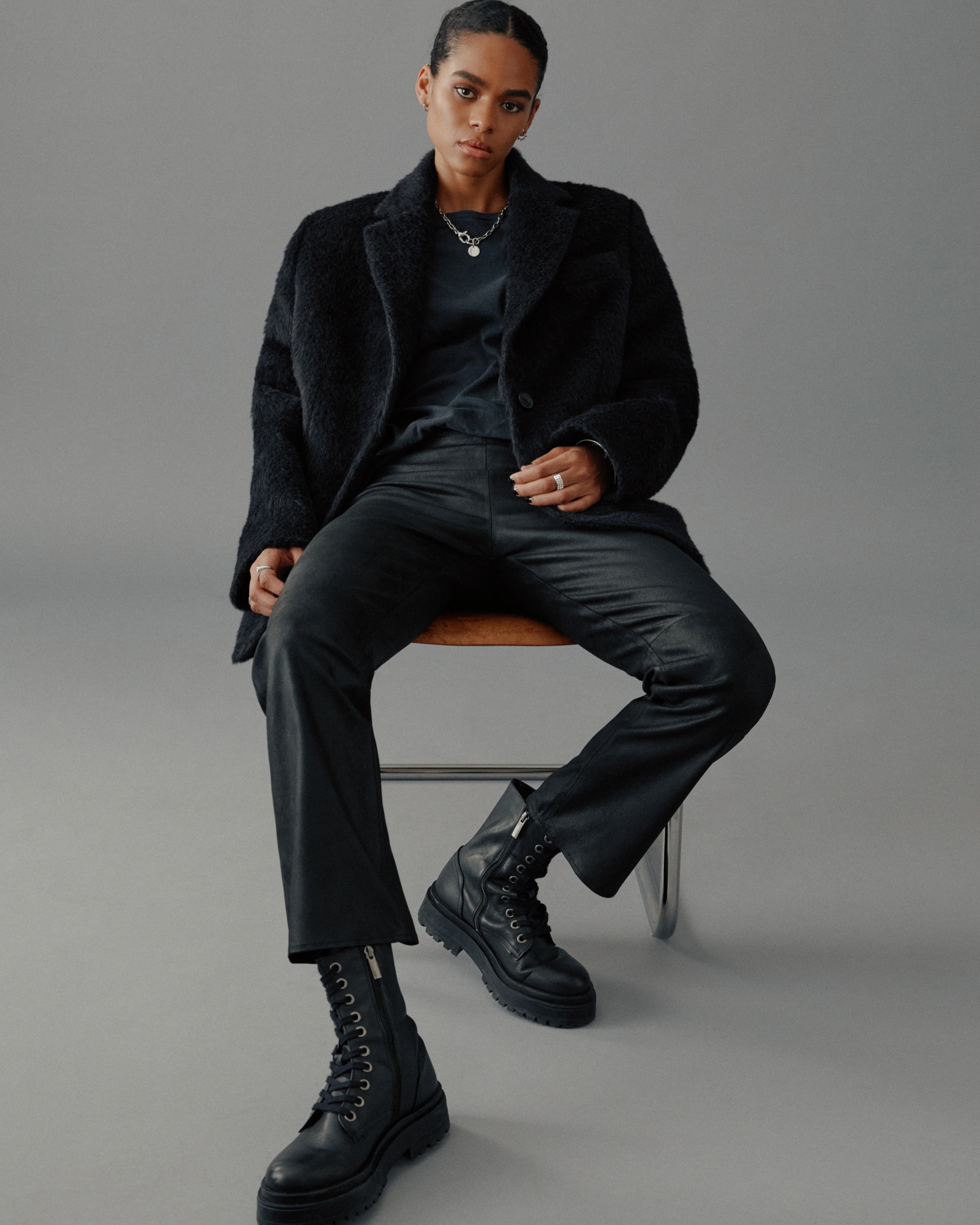 The Black Oversized Blazer - Image 10