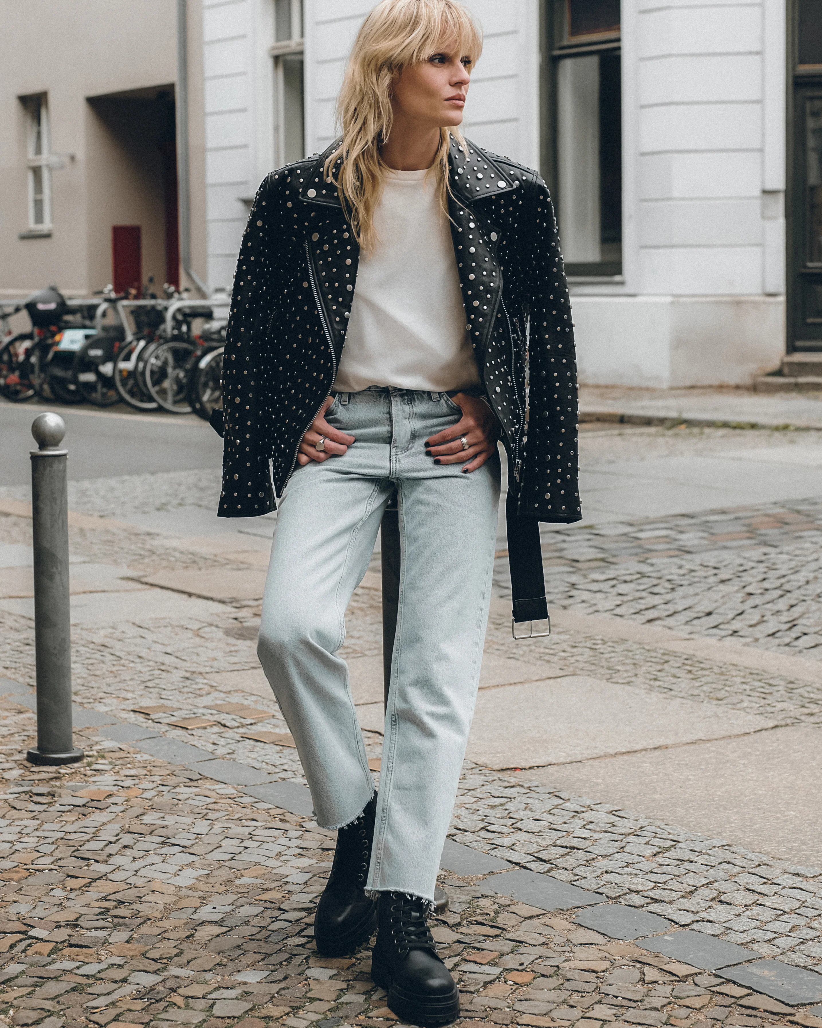 The Blue Cropped Straight Jeans - Image 5