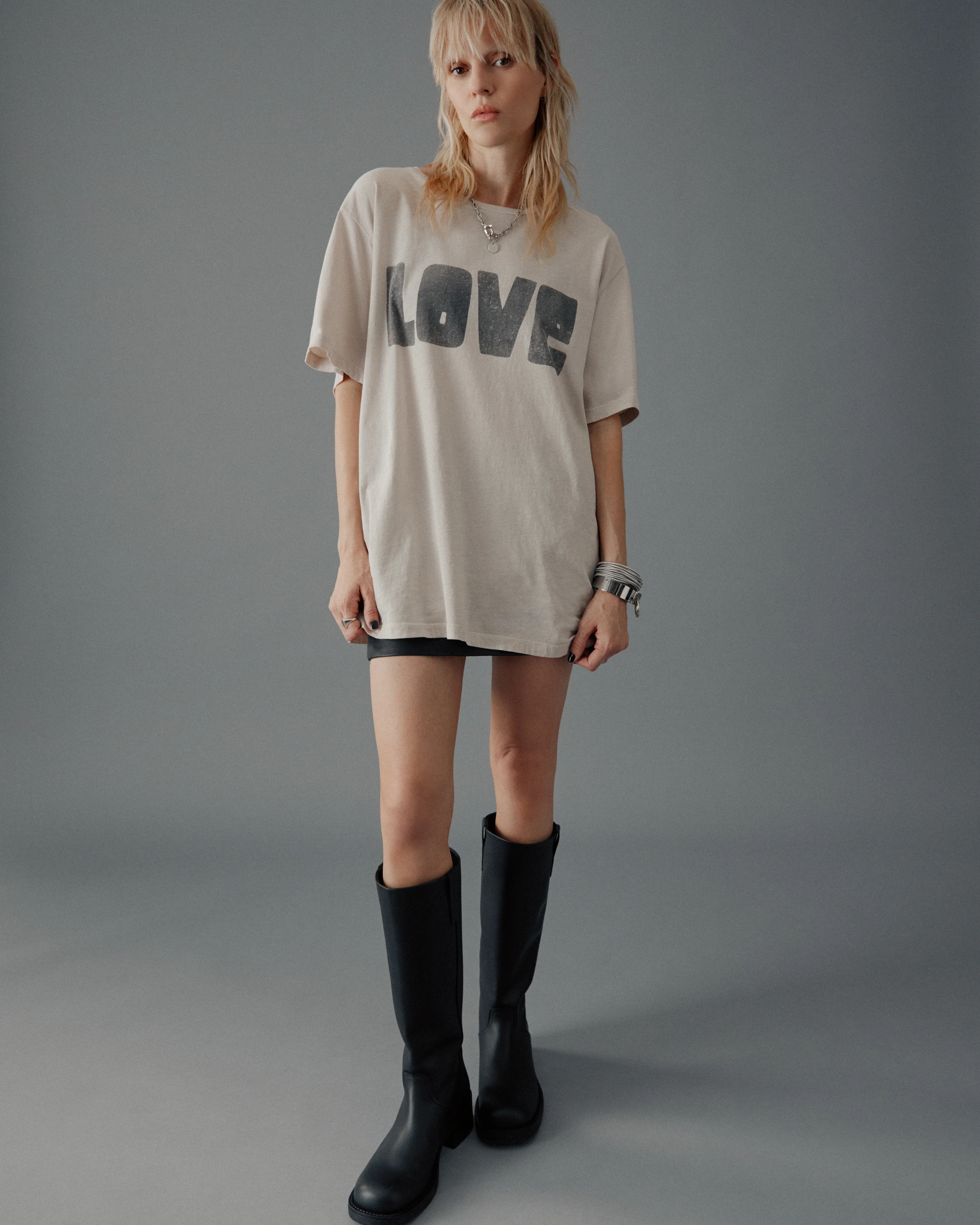 The Light Love Relaxed T-shirt - Image 4
