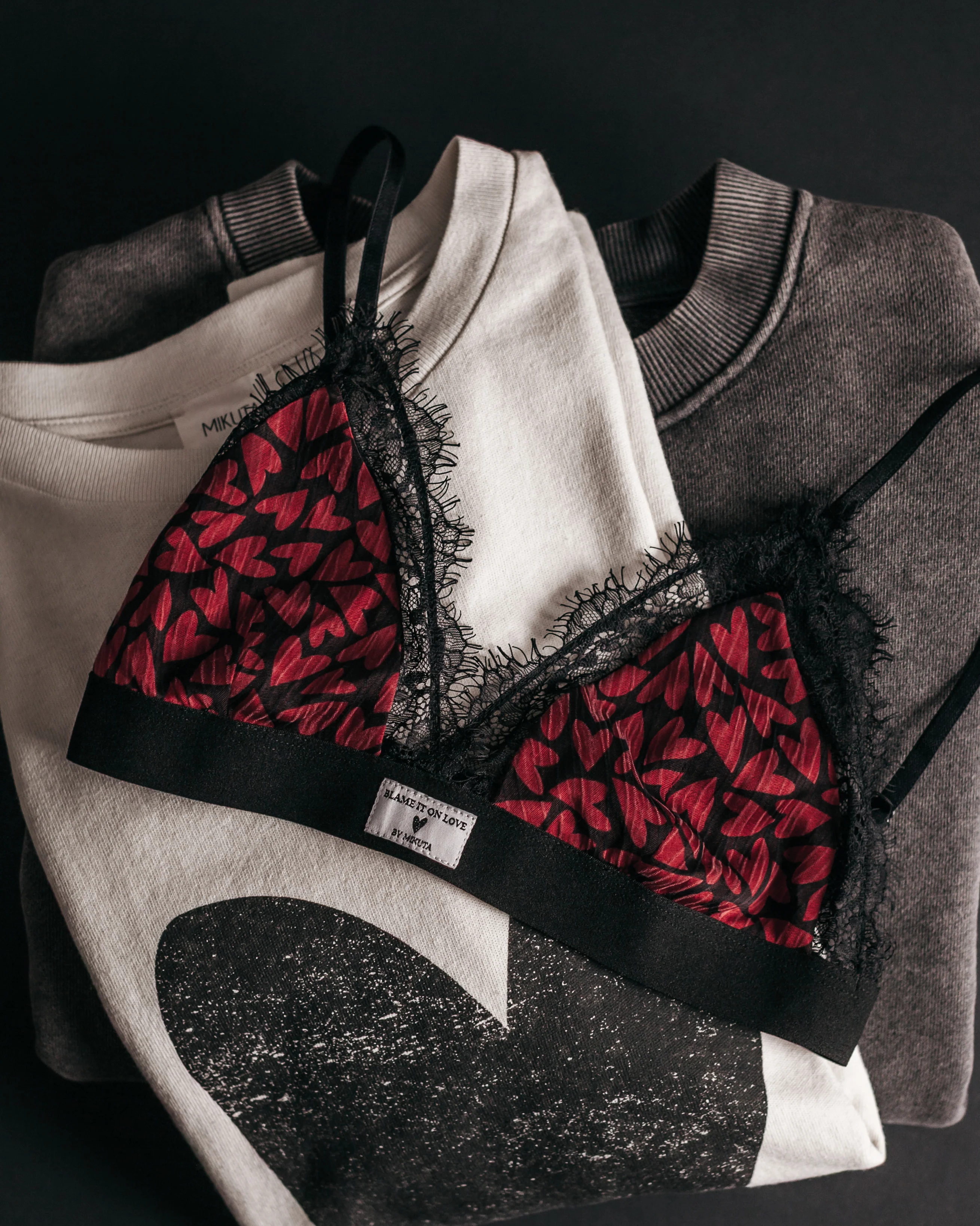 The Red Hearts Crinkle Bralette - Image 5