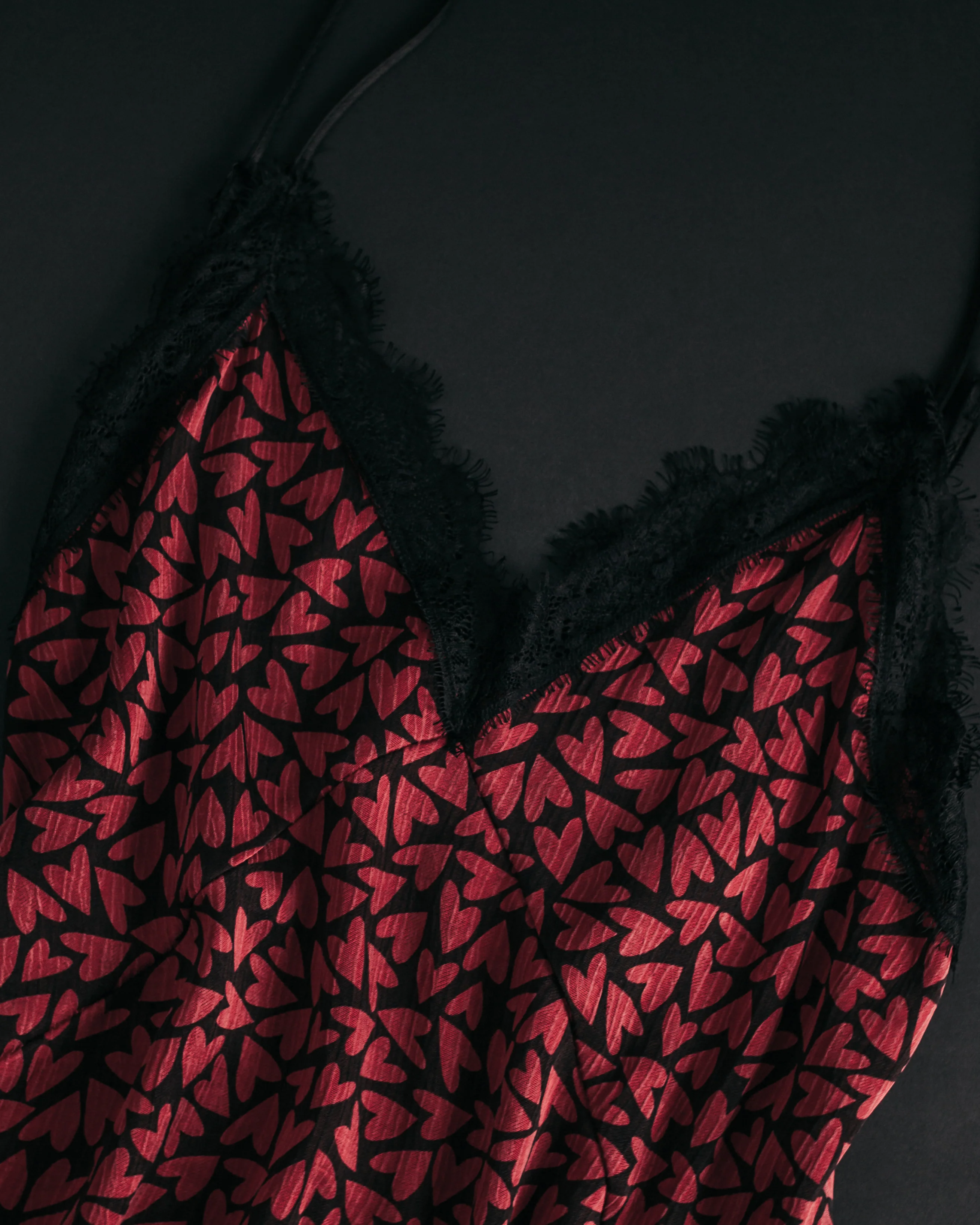 The Red Hearts Crinkle Top - Image 6