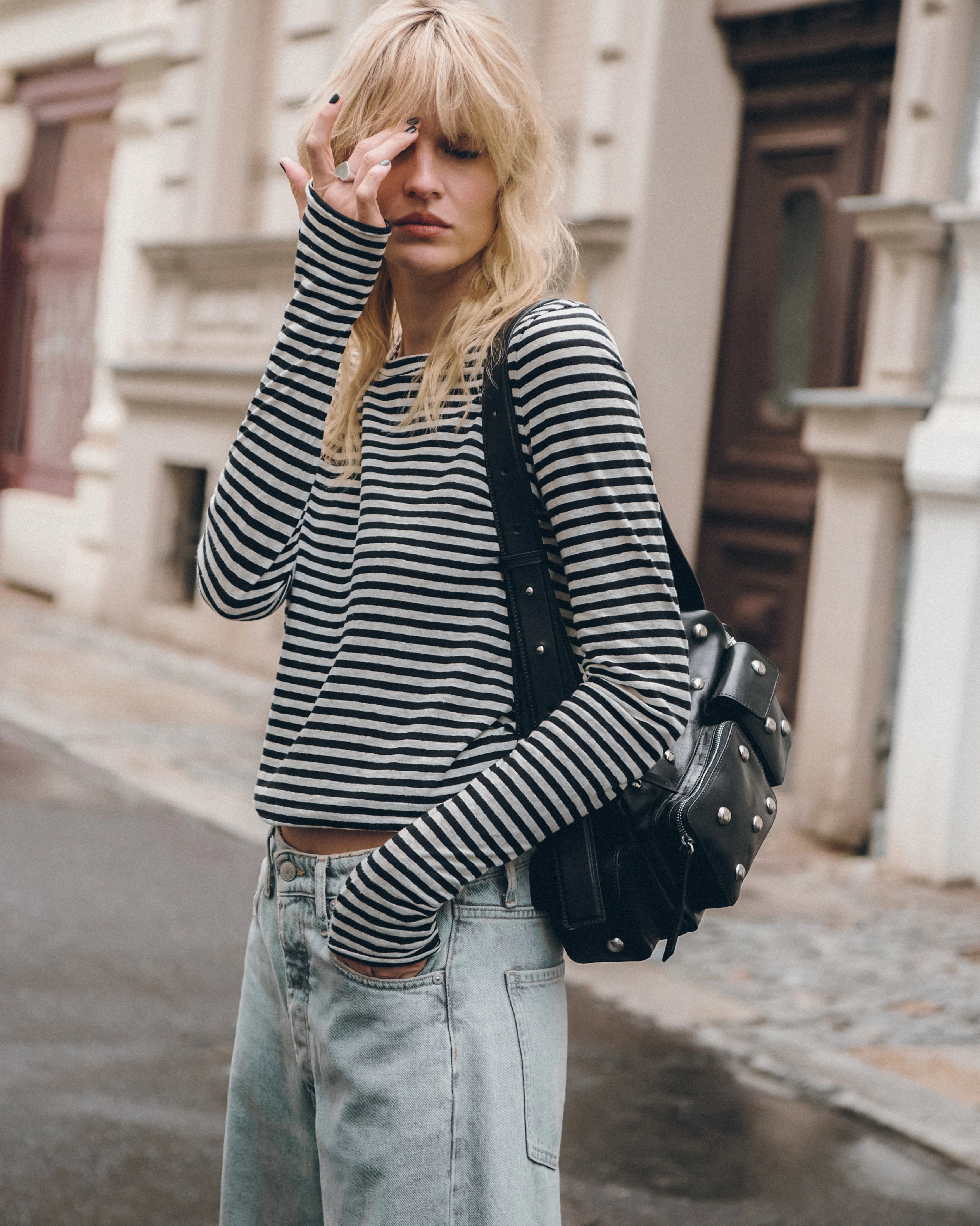 The Striped Thin Linen Longsleeve - Image 6